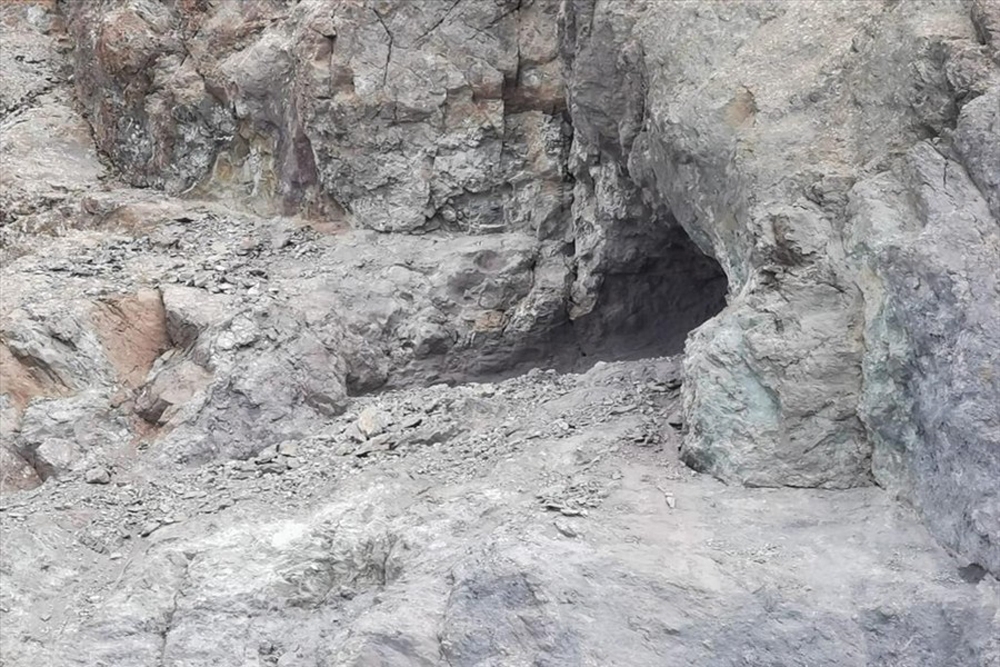 Irak’ın kuzeyinde 3 odalı mağara imha edildi