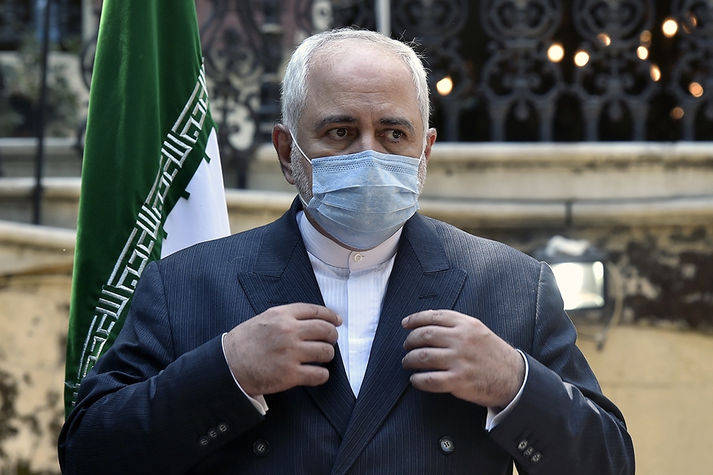 İran Dışişleri Bakanı Zarif’ten Fransa’ya tepki: “Siz savaş suçlusu Suudilere silah satıyorsunuz”
