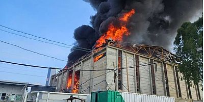 İran füzeleri İsrail’in kalbine indi!