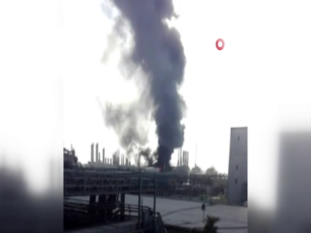 İran’da petrokimya fabrikasında patlama