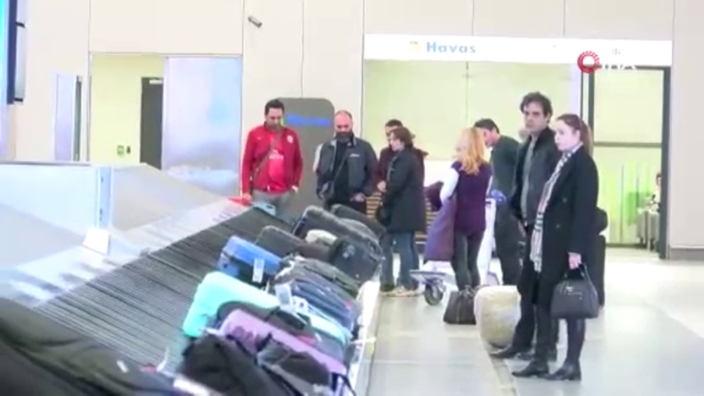 İran’dan son uçak İstanbul Havalimanı’na geldi