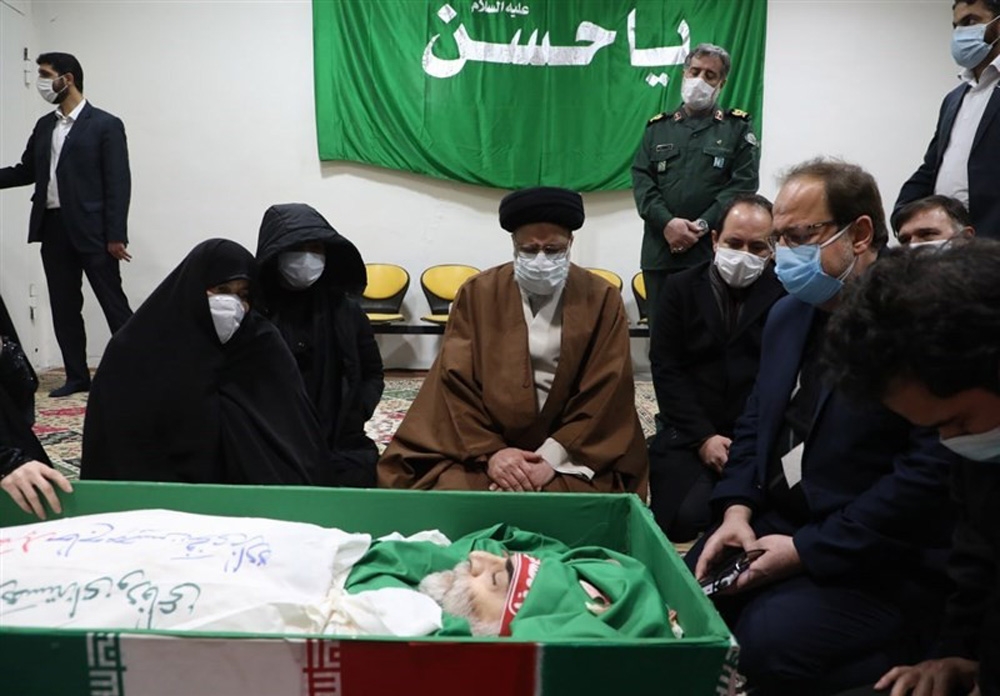İranlı nükleer fizikçinin Fahrizade’nin cenazesi Tahran’da defnedildi