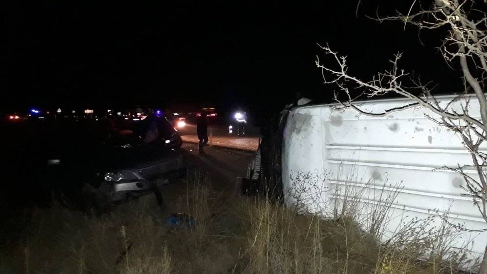 İşçi Servisi Otomobille Çarpıştı: 16 Yaralı