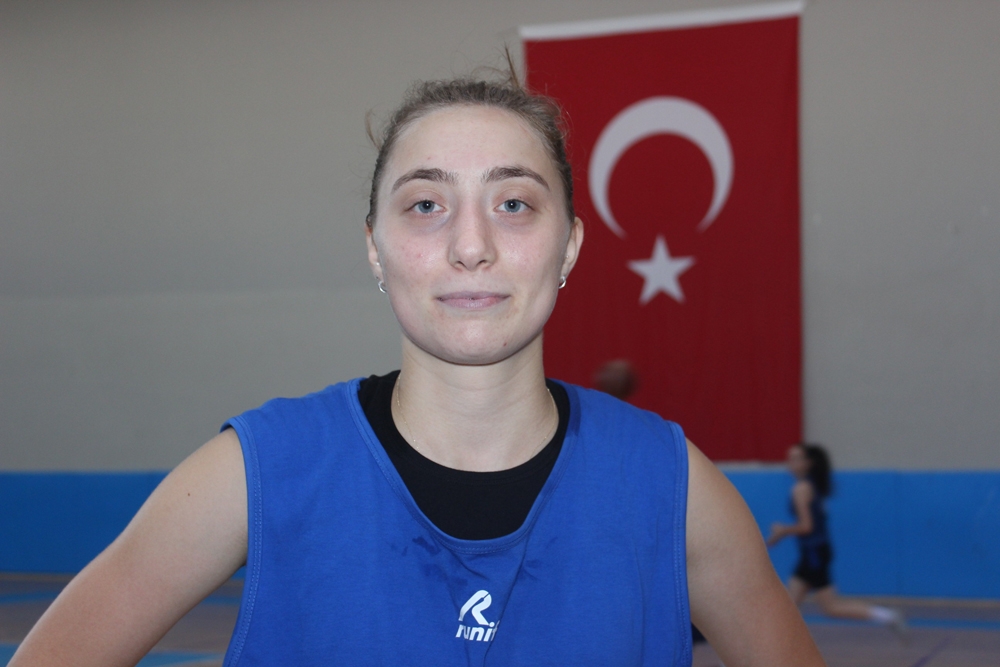 İşitme engelli Çağla, Kadınlar Basketbol Süper Ligi’nde bir ilki gerçekleştirecek