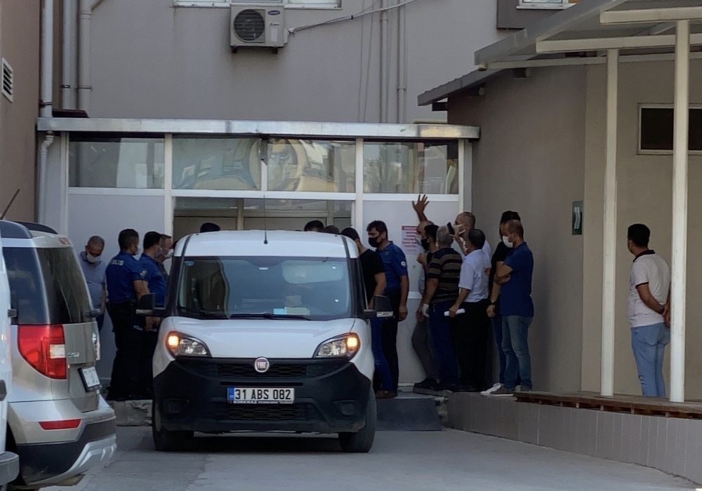 İskenderun’da cenazeler karıştı