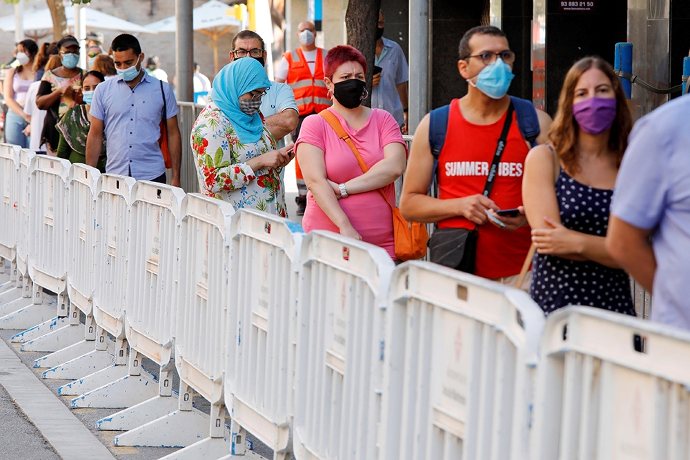 İspanya’da son 24 saatte 3 bin 829 kişide korona tespit edildi