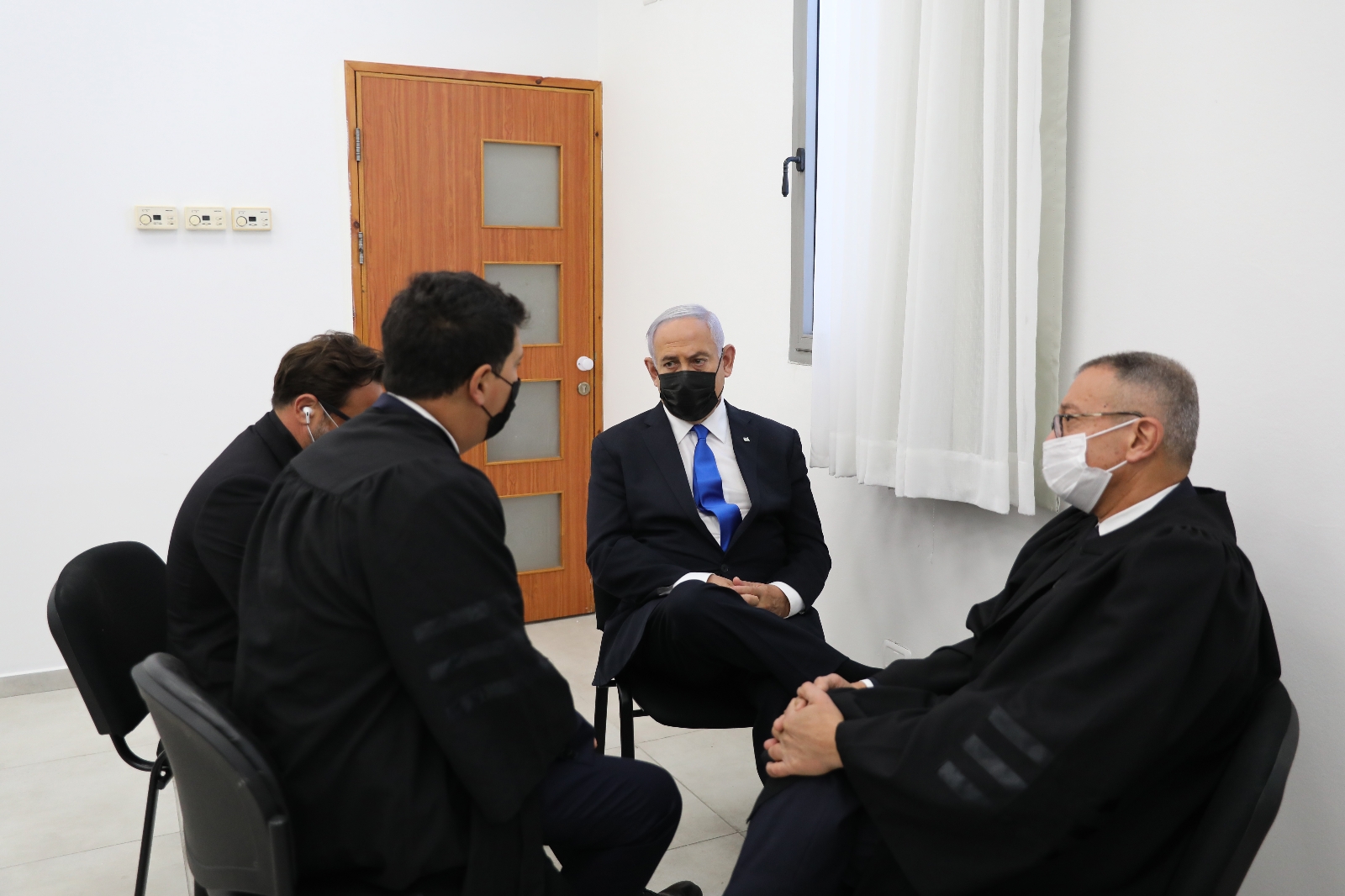 İsrail Başbakanı Netanyahu hakim karşısına çıktı
