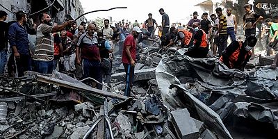 İsrail bir günde 320 noktayı vurdu! 400 kişi hayatını kaybetti