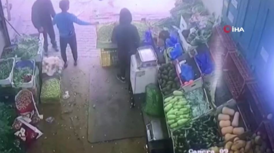 İsrail güçleri Batı Şeria’da Filistinli çocuğu plastik mermi ile gözünden vurdu