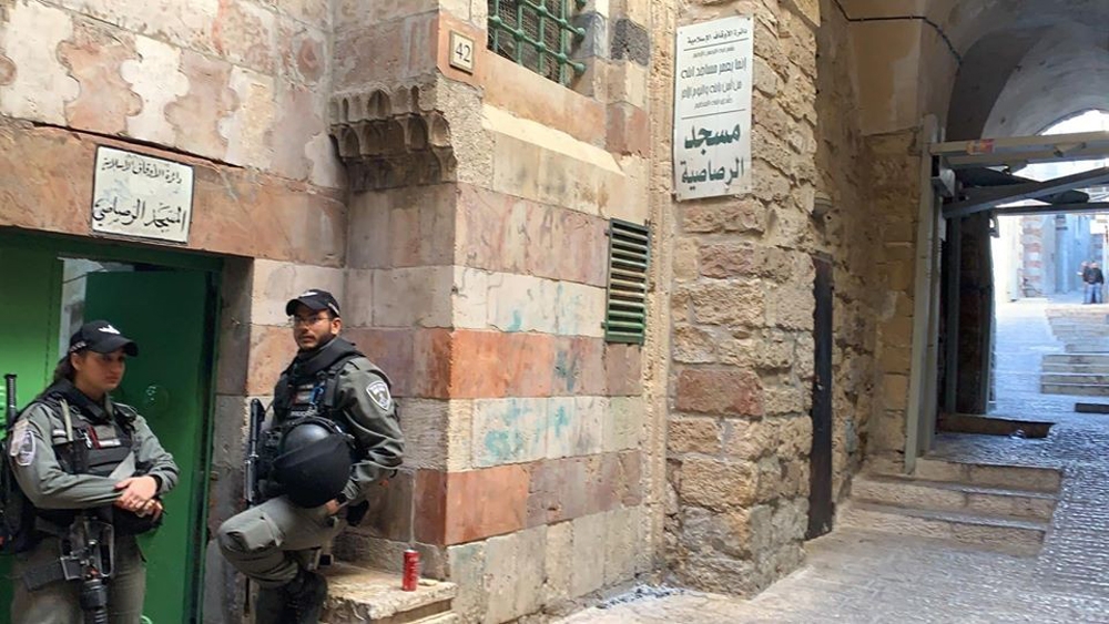 İsrail Güçleri Kudüsteki Yetim Okulu Ve Eğitim Müdürlüğü Binasını Bastı