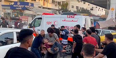İsrail iyice çığırından çıktı! Bu defa da El Nasr Çocuk Hastanesi'nin girişini vurdu