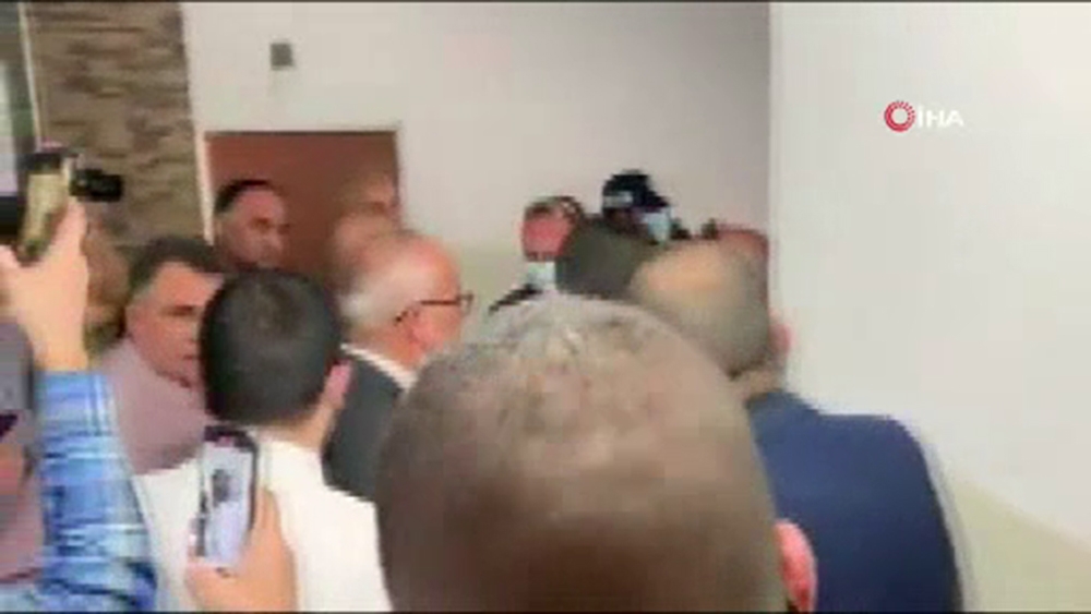 İsrail polisinden Mescid-i Aksa’nın imamının evine baskın