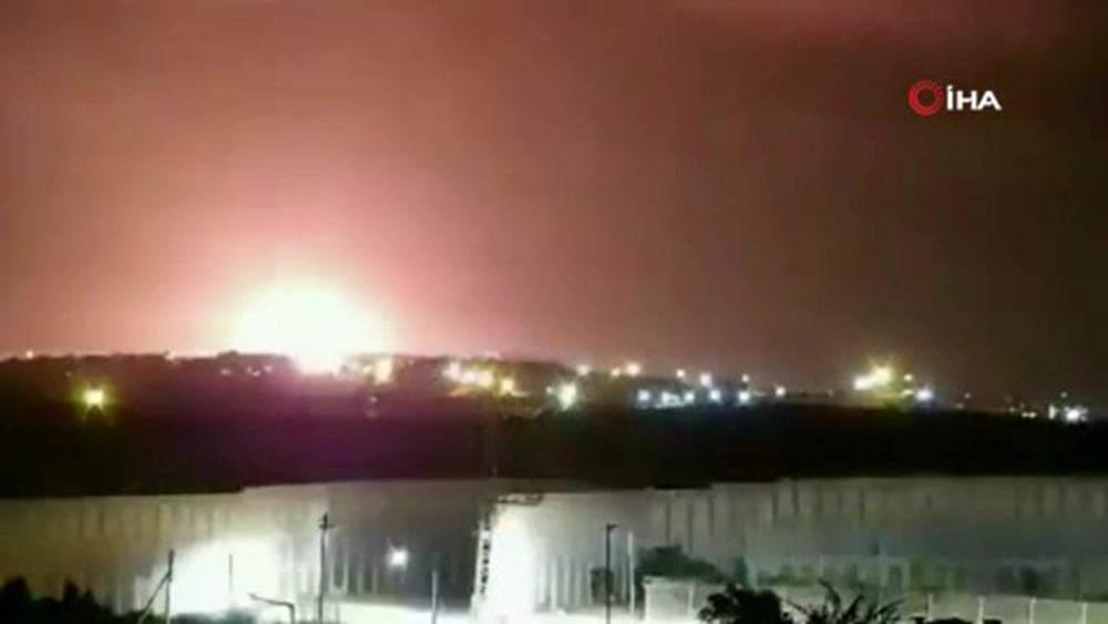 İsrail savaş uçaklarından Gazze’ye hava saldırısı: 3 yaralı