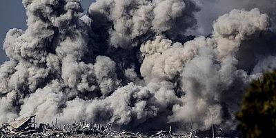 İsrail yine hastane ve mülteci kampı vurdu