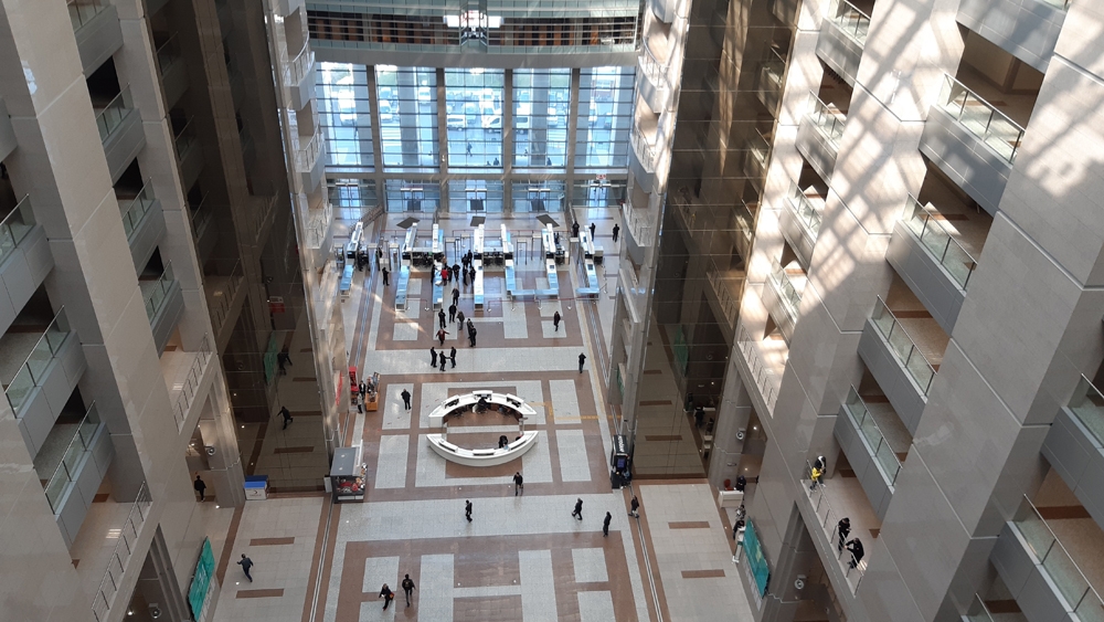 İstanbul Adalet Sarayı koridorları boş kaldı