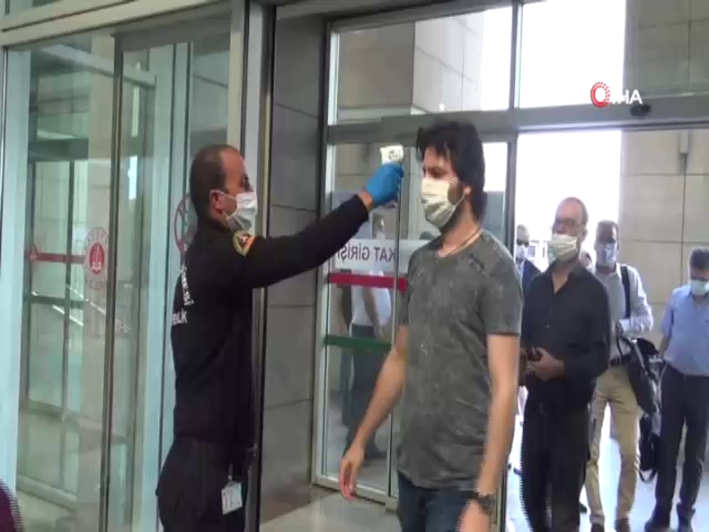 İstanbul Adalet Sarayı’nda yoğunluk önlemi