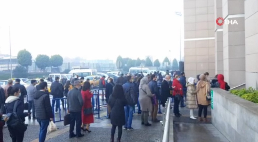 İstanbul Adliyesi’nde HES kodu kuyruğu