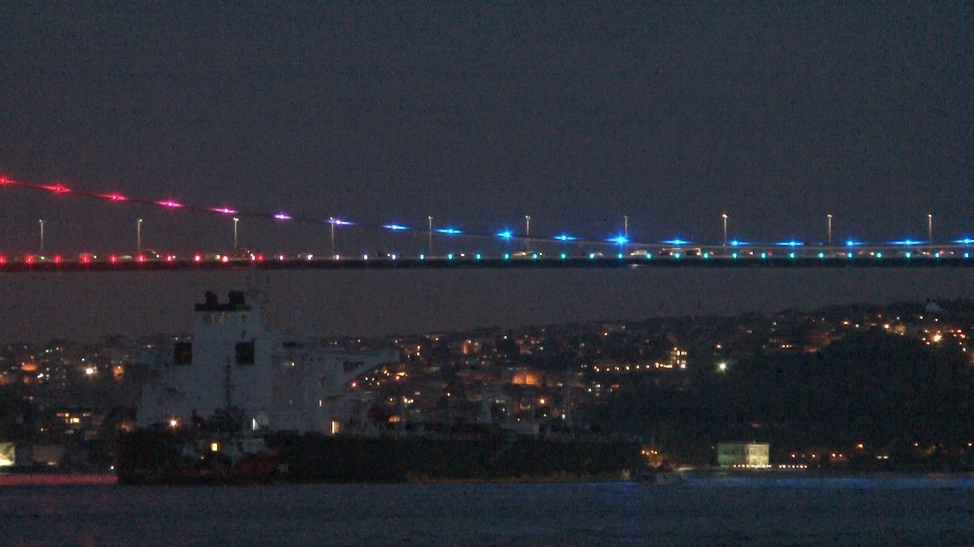 İstanbul Boğazı çalışmaların ardından trafiğe açılacak