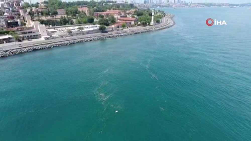 İstanbul Boğazı’na yakışmayan görüntü