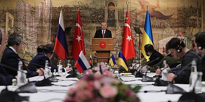 İstanbul'da Kritik Barış Masası:Rusya ve Ukrayna Heyetleri Müzakerelere Başlıyor