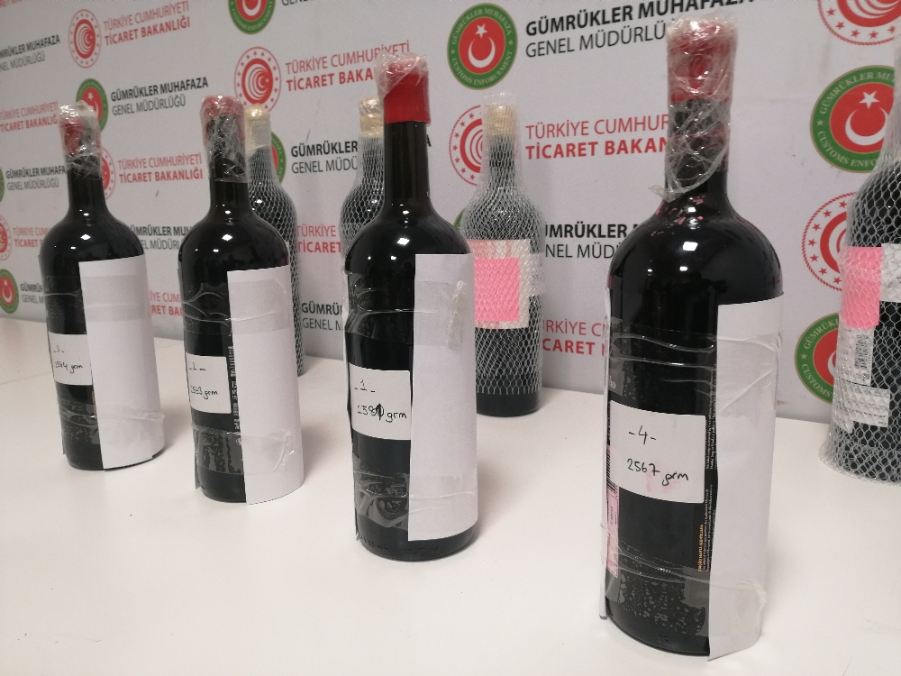 İstanbul Havalimanı’nda eşine az rastlanır uyuşturucu ele geçirildi