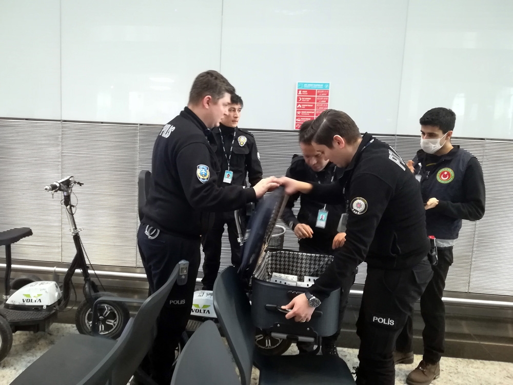 İstanbul Havalimanı’nda ‘kuş’ operasyonu