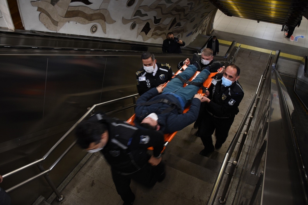 İstanbul metrosunda deprem tatbikatı