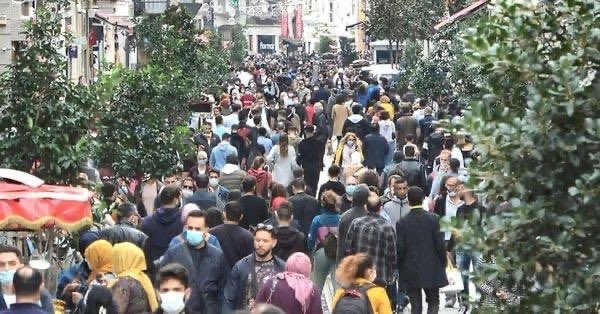 İstanbul Valiliğinden 65 yaş ve üzeri vatandaşlarla ilgili açıklama