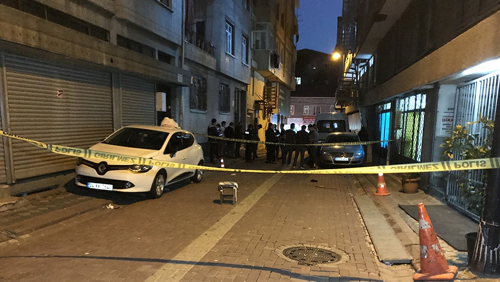 İstanbul Valiliği’nden Zeytinburnu’nda yaşanan aile içi silahlı kavga ile ilgili açıklama
