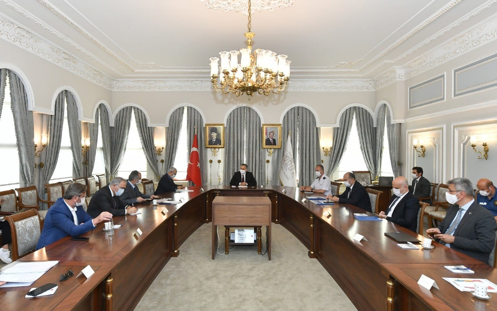 İstanbul Valisi Yerlikaya, Ayasofya toplantısından fotoğraf paylaştı