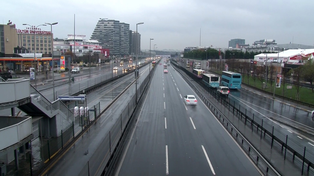 İstanbul Yeni Yılın İlk Gününe Sakin Uyandı