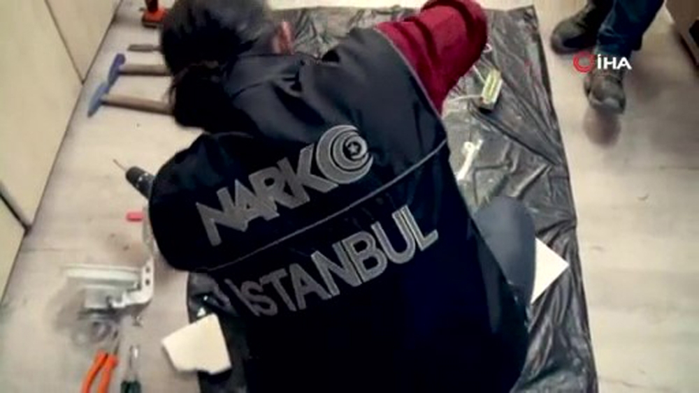 İstanbul’da 65 kiloya yakın Afyon sakızı ele geçirildi