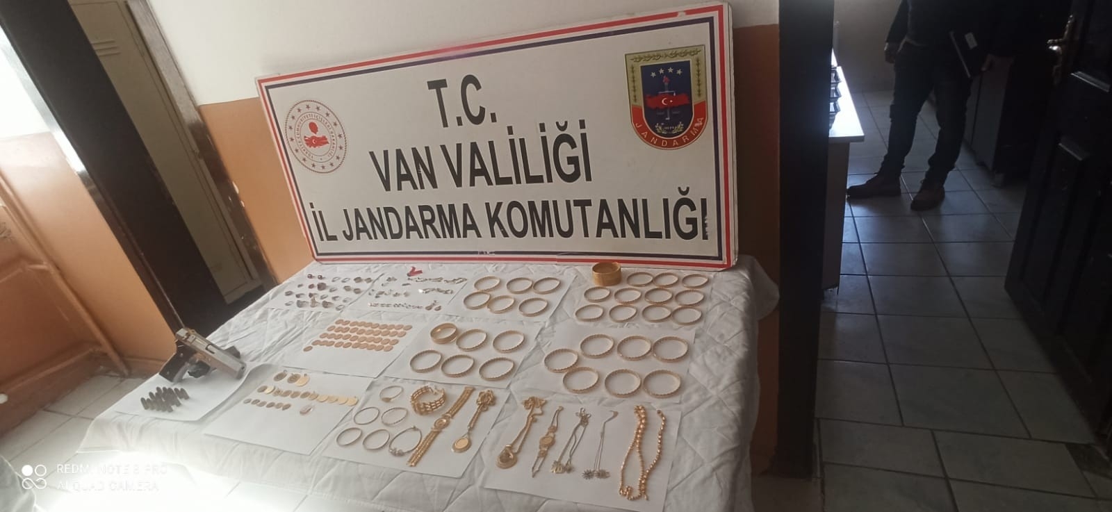 İstanbul’da çalınan 1,5 milyon TL değerindeki altın Van’da ele geçirildi