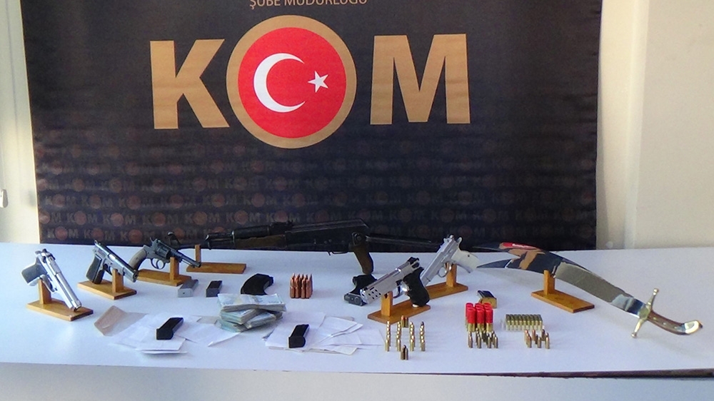 İstanbul’da çete operasyonu: 19 şüpheli yakalandı