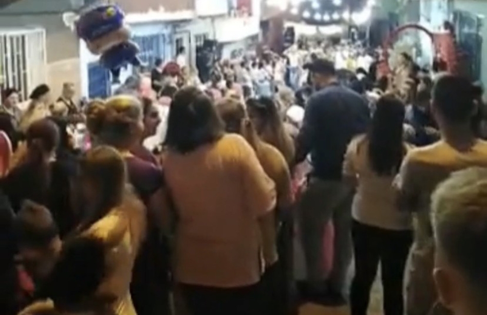 İstanbul’da dansözlü düğün eğlencesinde “pes” dedirten görüntüler