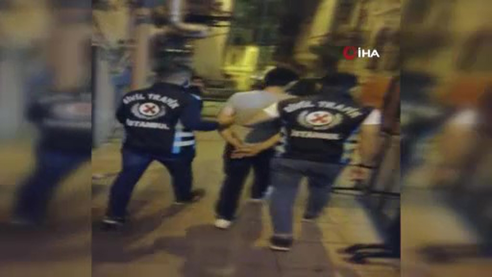 İstanbul’da “değnekçi” denetimi: 4 gözaltı
