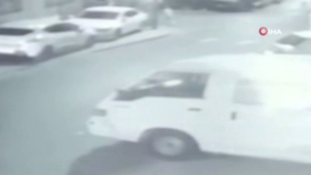 İstanbul’da dehşet anları: 7 yaşındaki Emir’e çarpıp böyle kaçtı