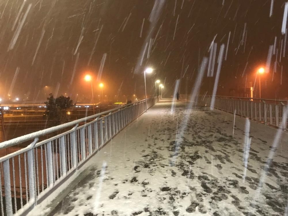 İstanbul’da dondurucu soğuk kapıda: Hava 15 derece birden soğuyacak
