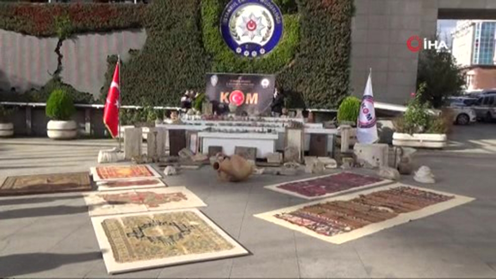 İstanbul’da düzenlenen operasyonda 658 parça tarihi eser ele geçirildi