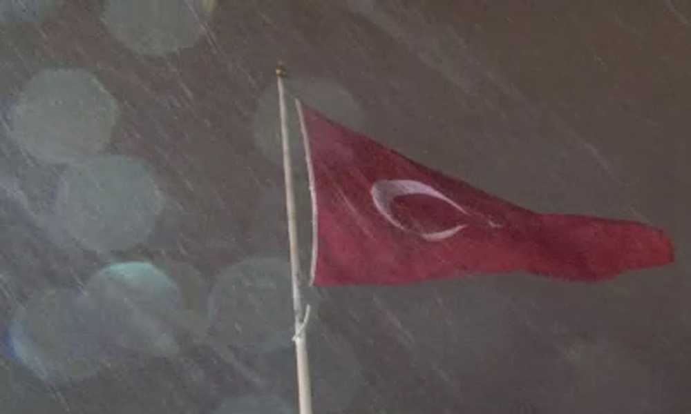 İstanbul’da gök gürültülü sağanak yağmur etkili oluyor