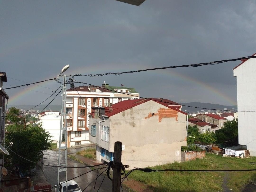 İstanbulda Gökkuşağı Sürprizi