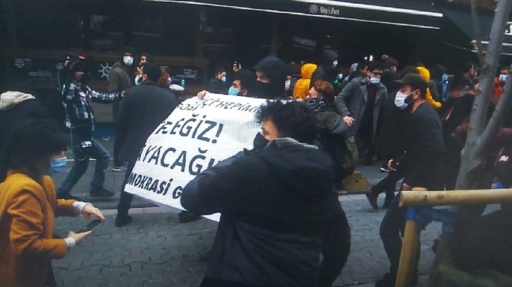 İstanbul’da gözaltına alınan 159 kişiden 79’unun terör örgütleri bağlatılı olduğu ortaya çıktı