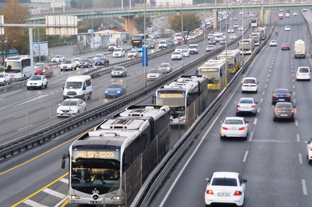 İstanbul’da hafta sonu ulaşımına yeni düzenleme