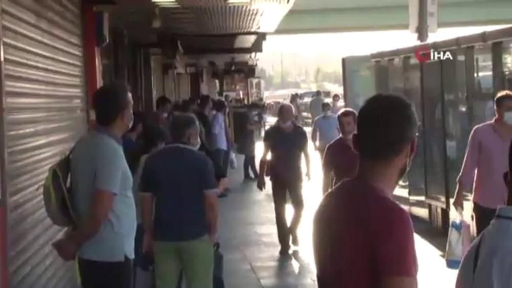 İstanbul’da kademeli mesai uygulaması başladı