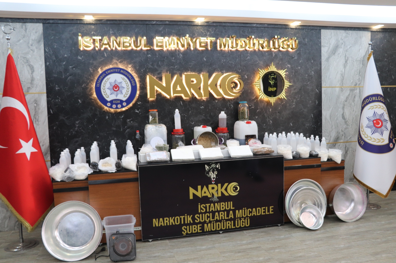 İstanbul’da narkotik operasyonu: 20 gözaltı