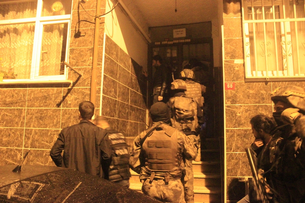 İstanbulda Narkotik Operasyonunda Yakalanan 47 Kişi Tutuklandı