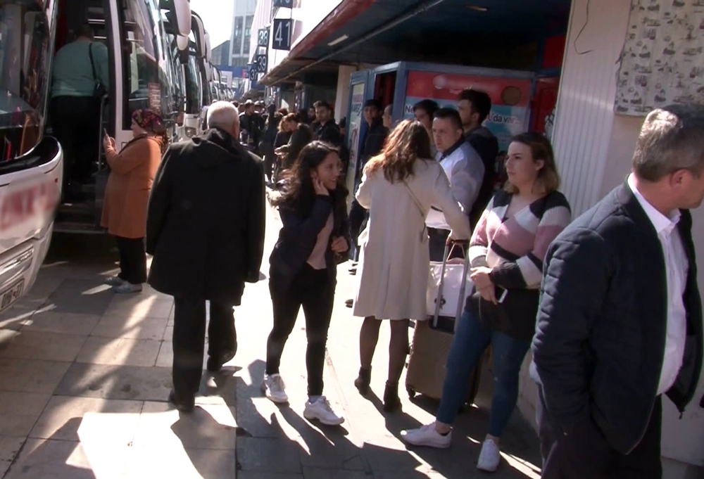 İstanbul’da otogarda tatil yoğunluğu