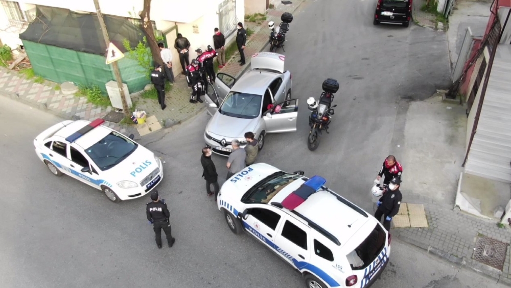 İstanbul’da polisin dur ihtarına uymayan şüpheli şahıslar drone yardımıyla yakalandı