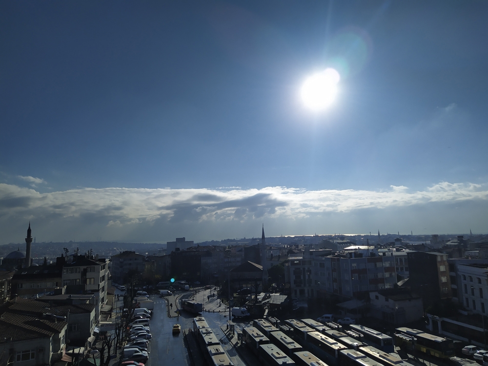 İstanbul’da sabah kar yağışı, öğle güneşli hava