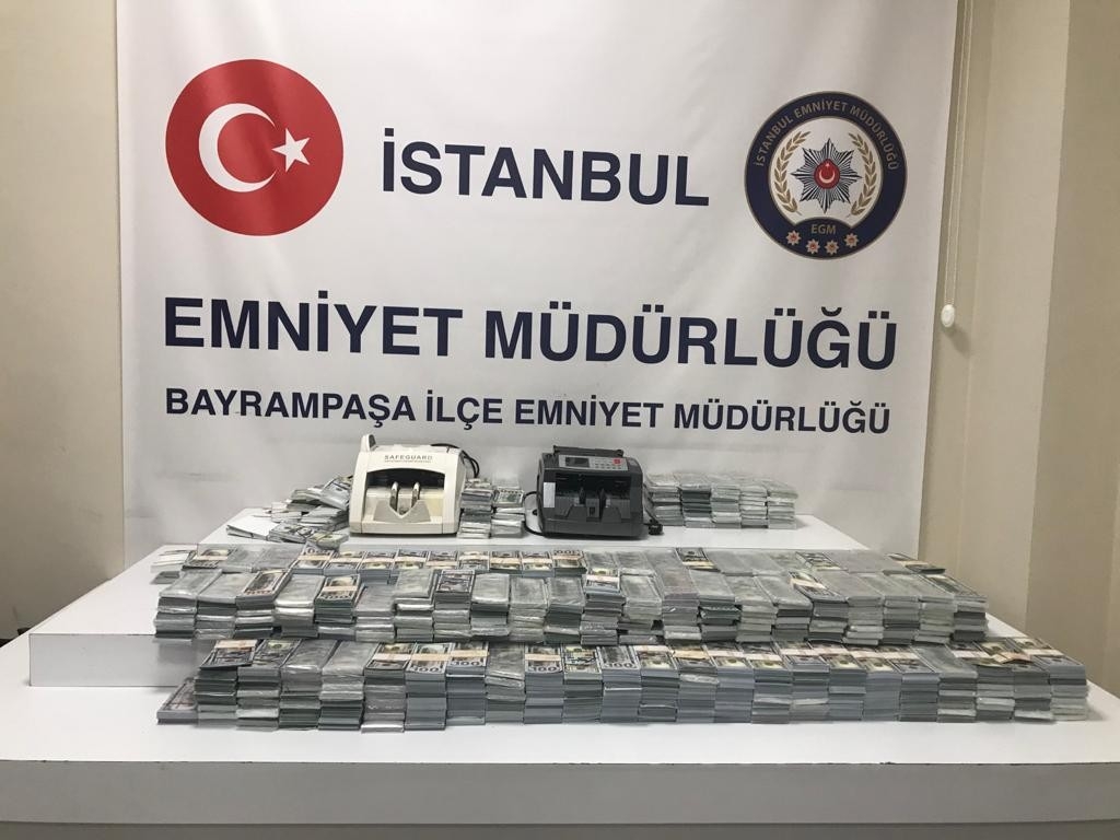 İstanbul’da sahte dolar operasyonu